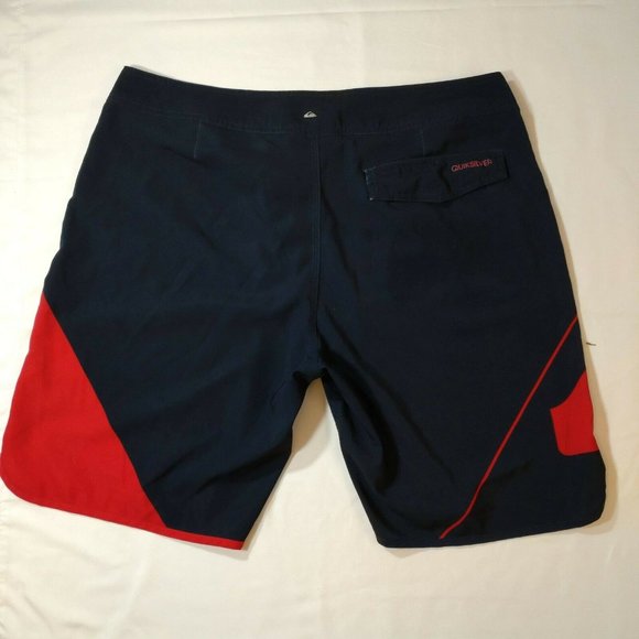 Quicksilver Navy Red Board Shorts Size 36 - Picture 2 of 11